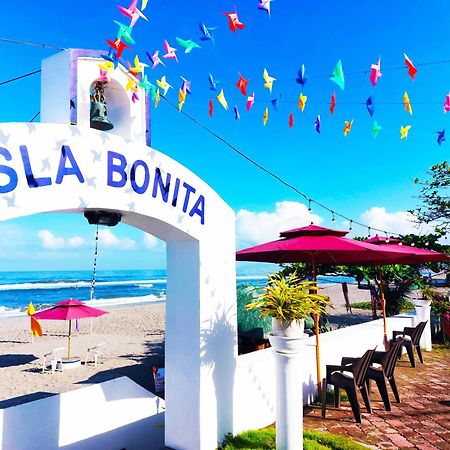 Isla Bonita Beach Resort Сан Хуан Екстериор снимка