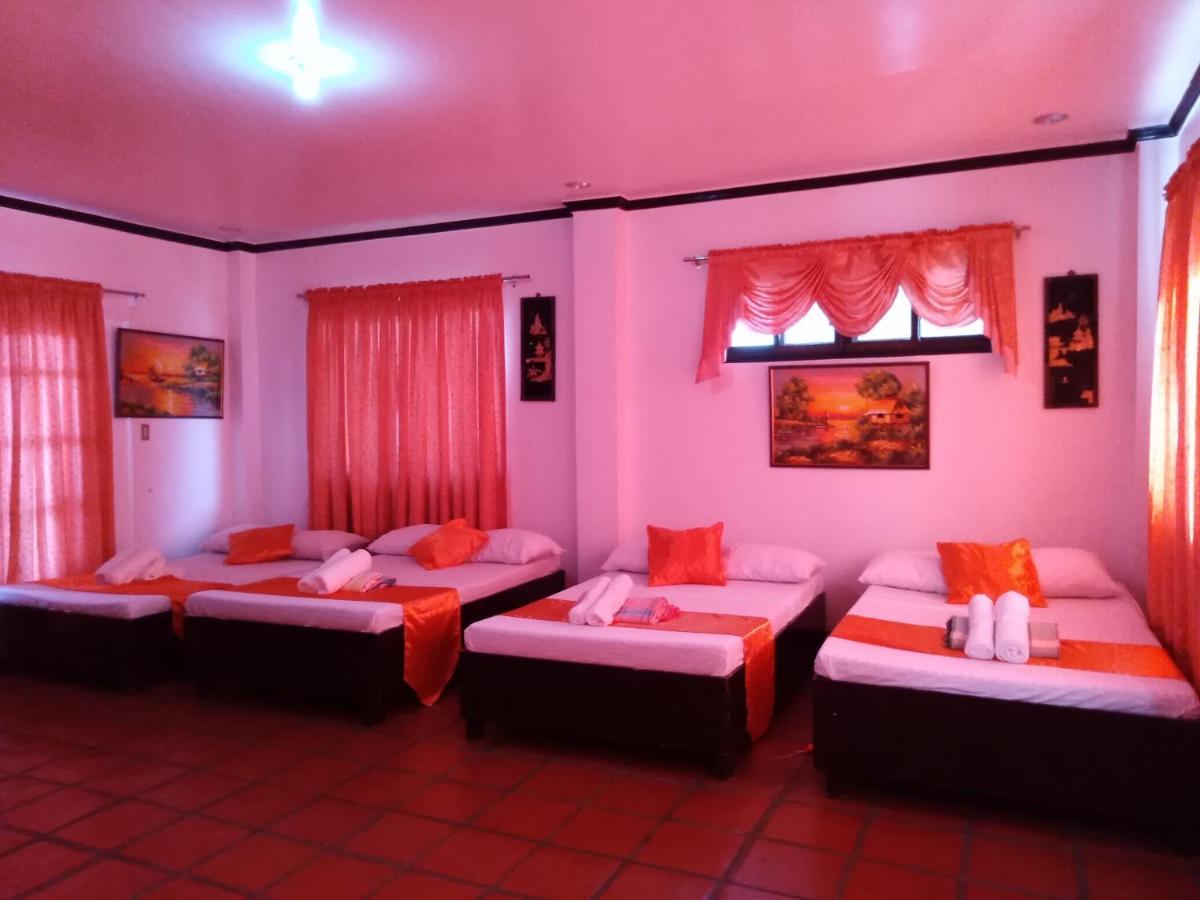 Isla Bonita Beach Resort Сан Хуан Екстериор снимка