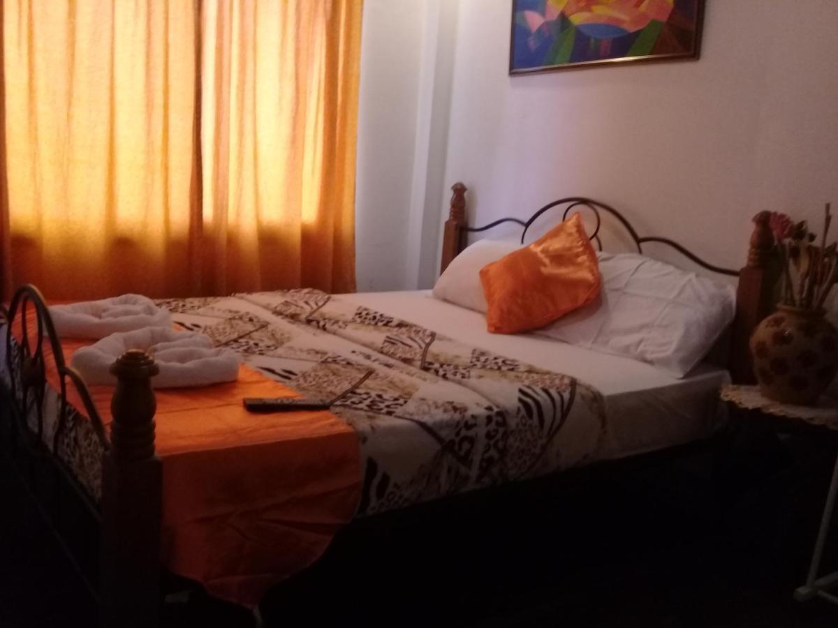 Isla Bonita Beach Resort Сан Хуан Екстериор снимка