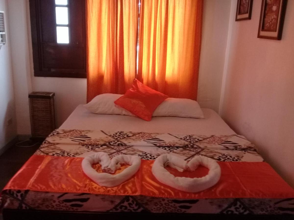 Isla Bonita Beach Resort Сан Хуан Екстериор снимка