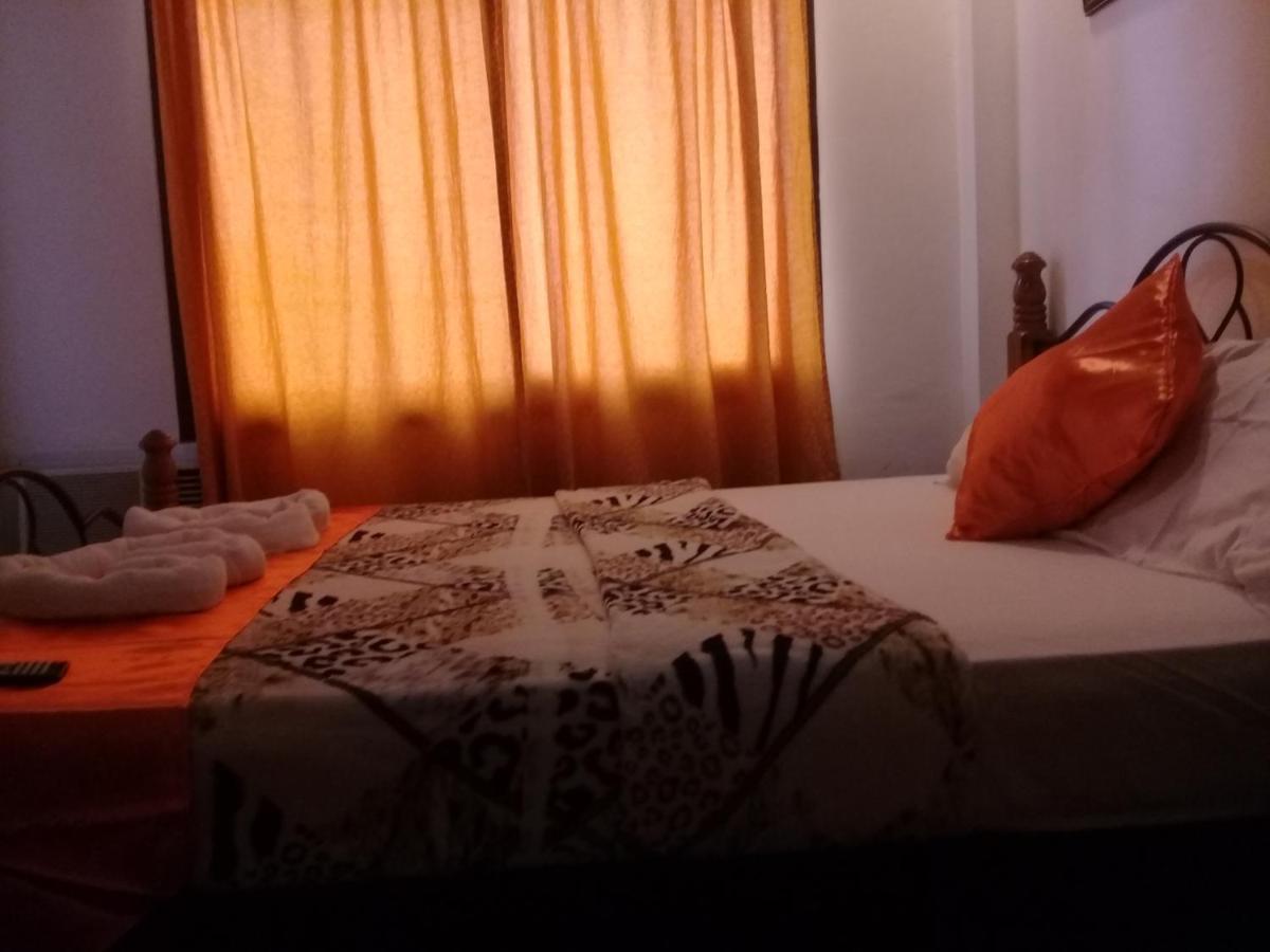 Isla Bonita Beach Resort Сан Хуан Екстериор снимка