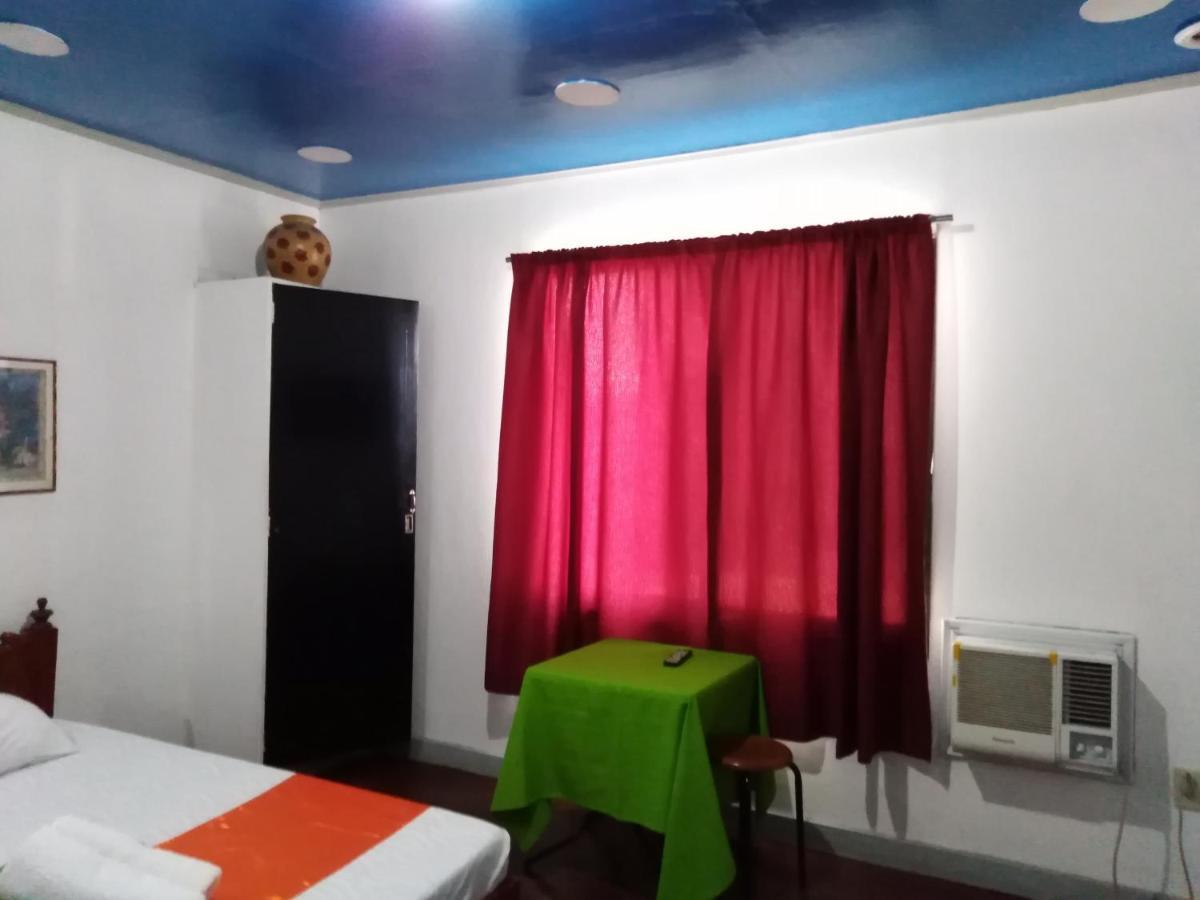 Isla Bonita Beach Resort Сан Хуан Екстериор снимка