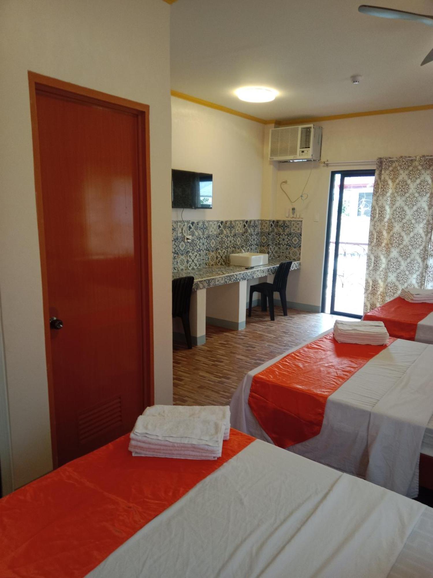 Isla Bonita Beach Resort Сан Хуан Екстериор снимка